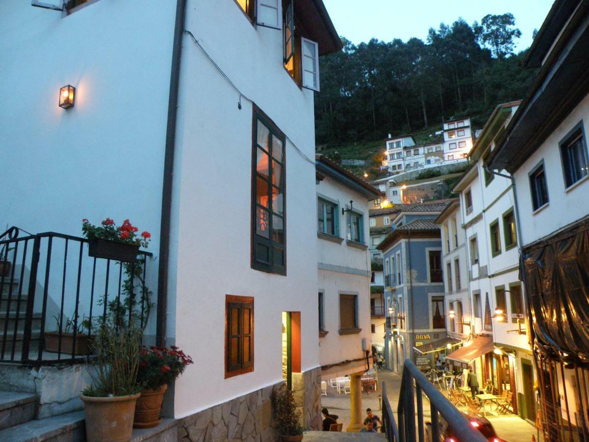 The Old Palace Tower / La Torre Del Palacion Cudillero Exterior foto